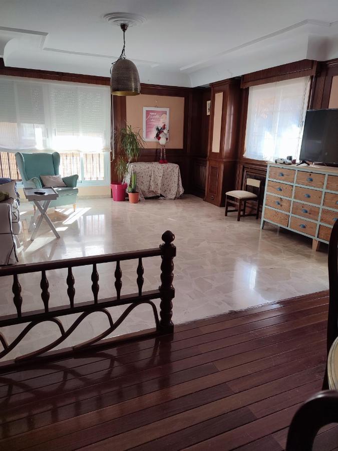 B&B Albacete - DUPLEX GRANDE CON DOS GRAJES - Bed and Breakfast Albacete