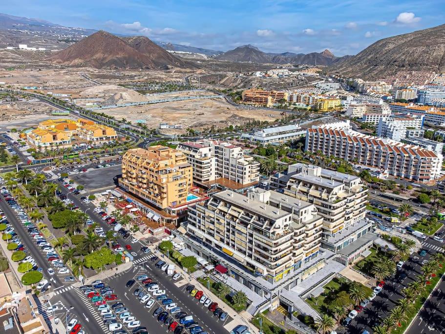 Los Cristianos - views and spacious Valdes Center 1 - As de Casas - B&B