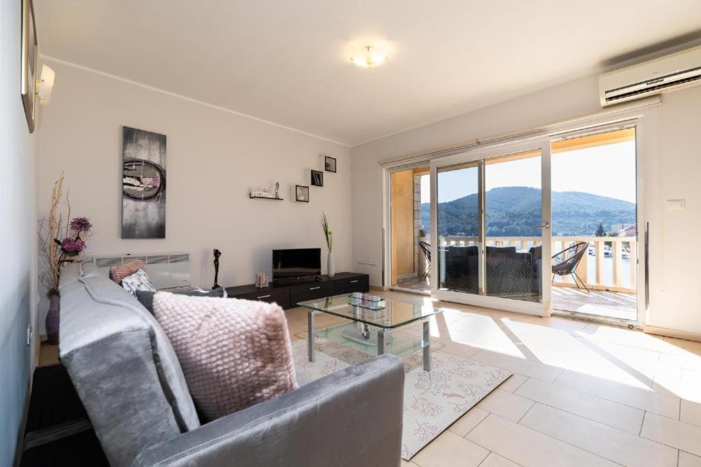 Apartments Dea Caeli - B&B Vela Luka