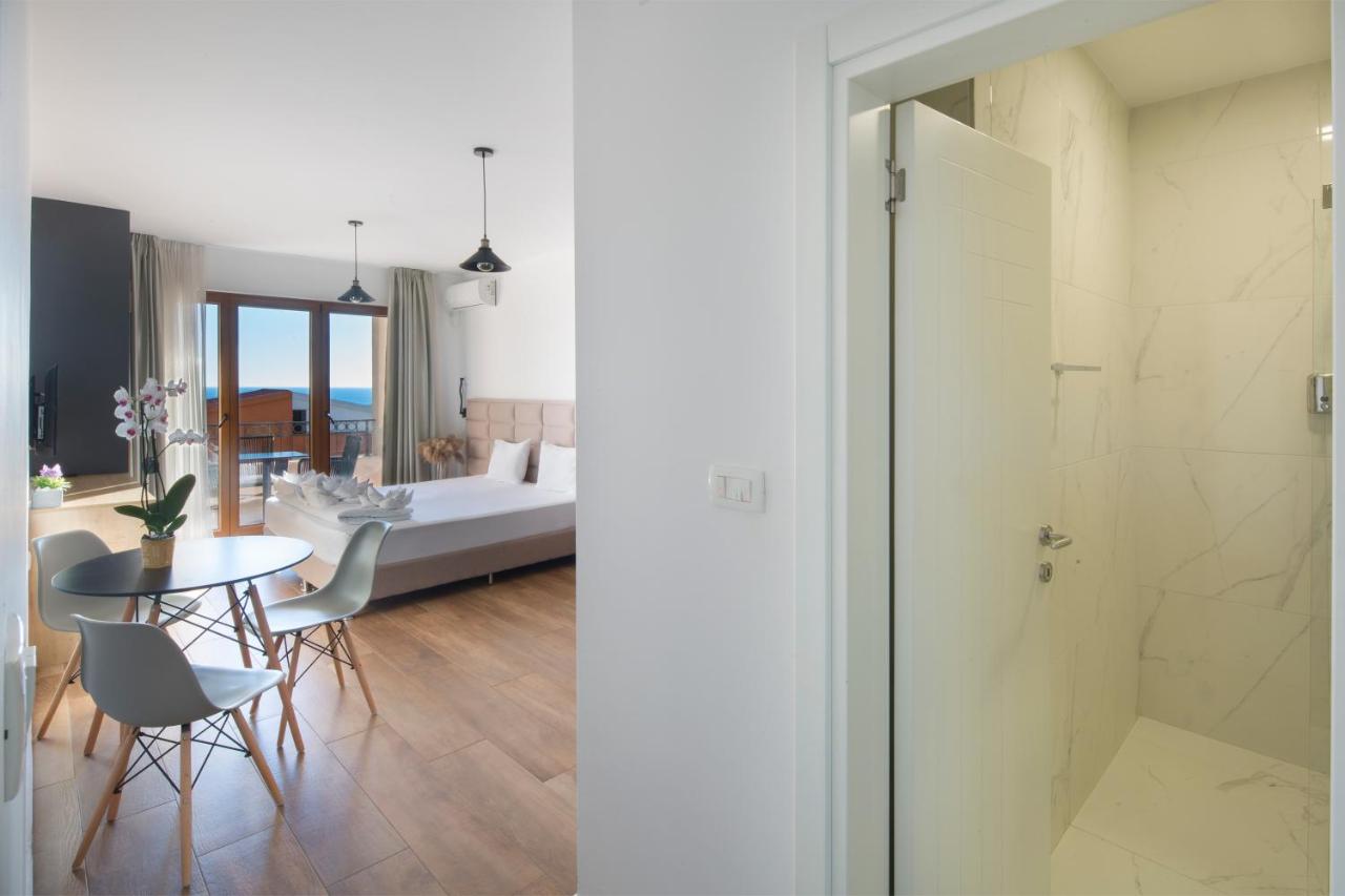 Studio-Apartment mit Meerblick
