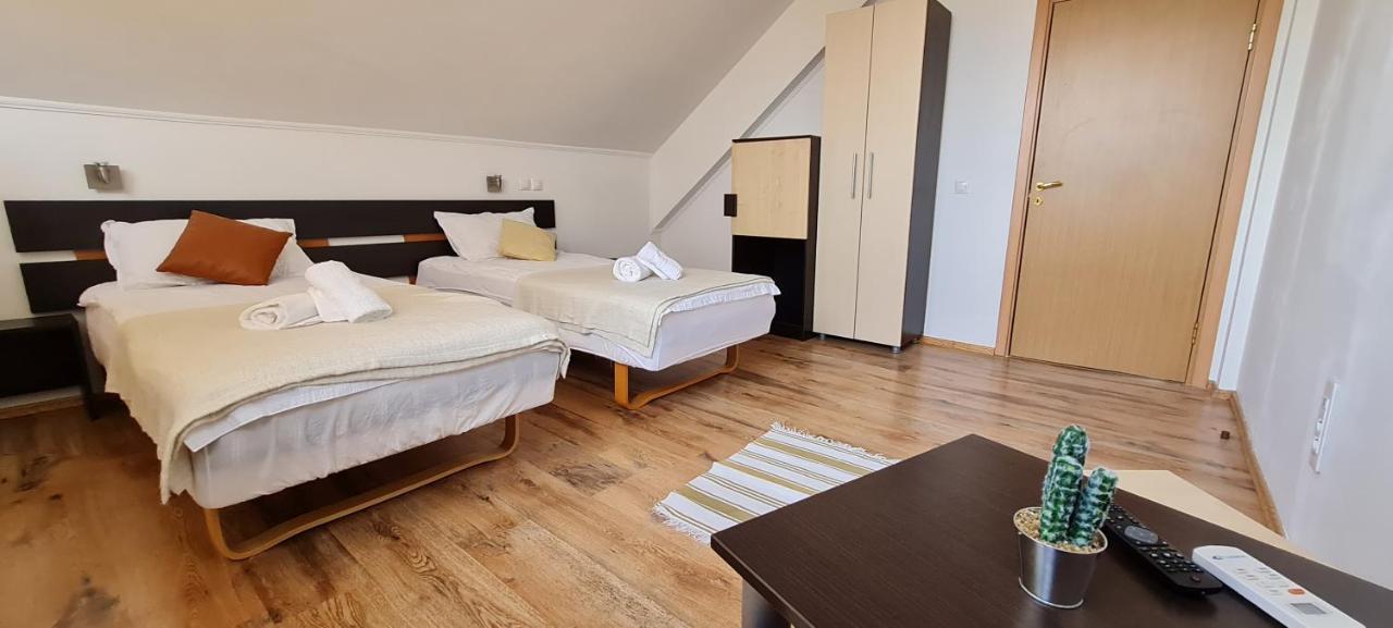 Quadruple Room with Private Bathroom