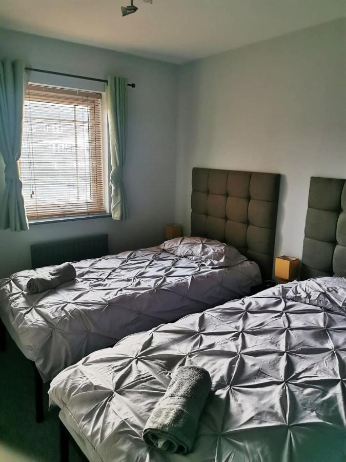 Twin Room with Shared Bathroom