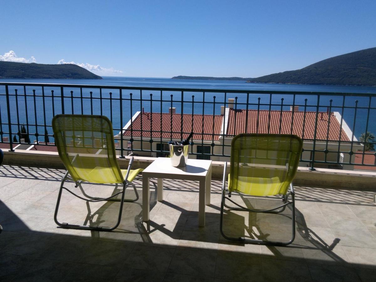 B&B Herceg Novi - Apartment Royal Savina-free garage - Bed and Breakfast Herceg Novi