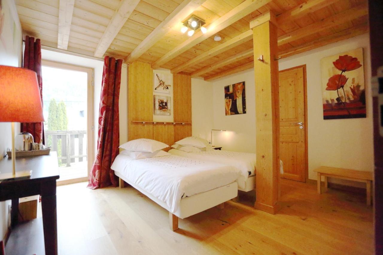 Deluxe Double or Twin Room with Mountain View