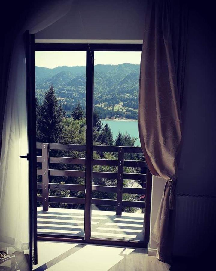 Double Room with Lake View