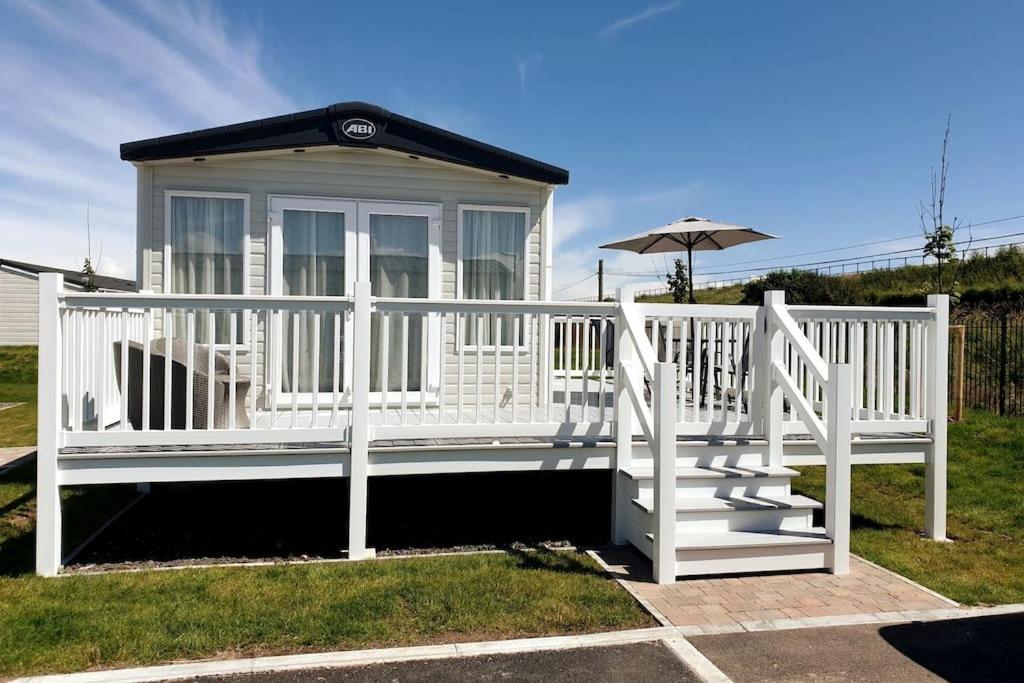 The Sea Breeze - 8 Berth Premium Caravan in Camber Sands - B&B Camber