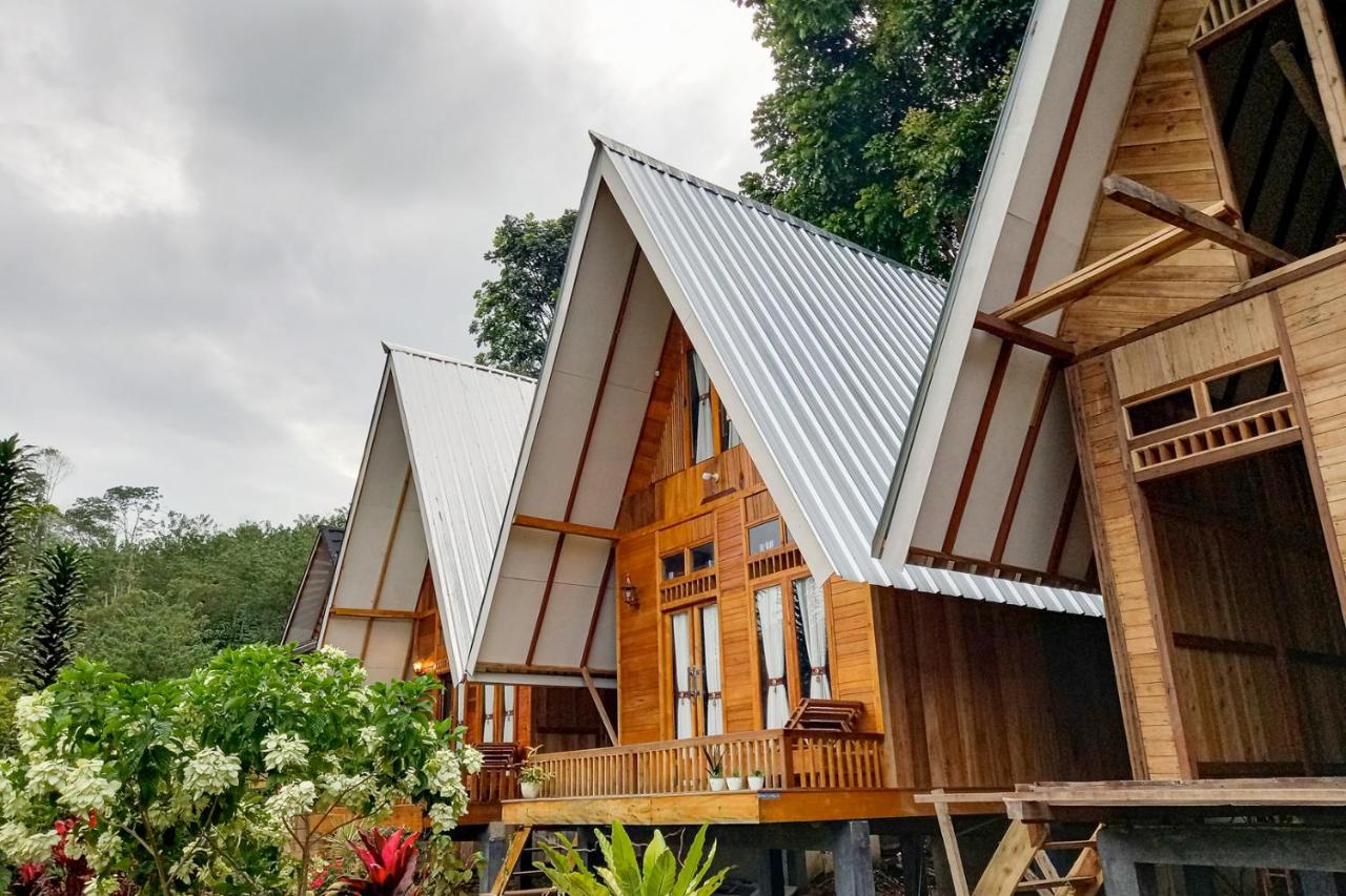 B&B Bumiagung - Green Paradise Pagar Alam Resort Mitra RedDoorz - Bed and Breakfast Bumiagung