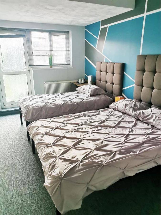 Double or Twin Room with Private Bathroom