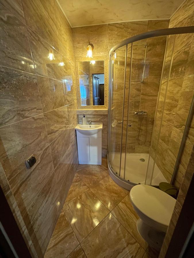 Quadruple Room with Private Bathroom