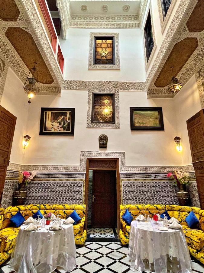 Riad Dar Guennoun - Luxury Suites in the Heart of Fes - B&B Fes