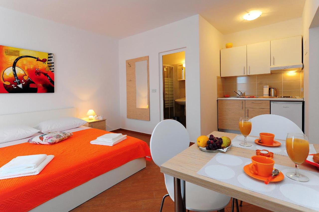 Studio Appartement met Uitzicht op Zee