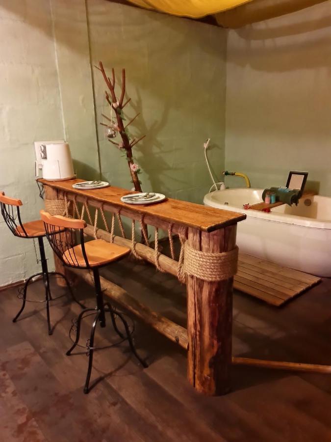 Deluxe Suite with Spa Bath