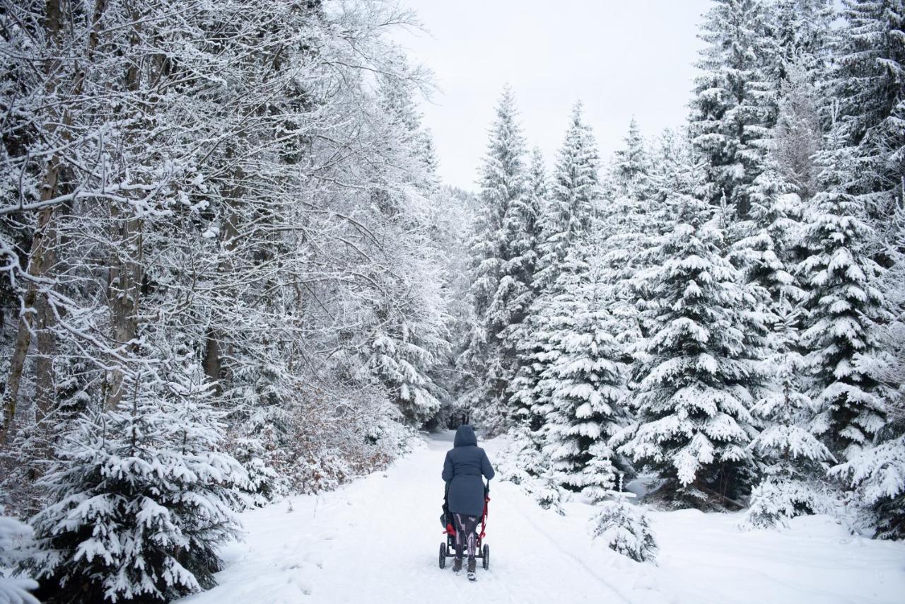 Apartment mit Balkon
