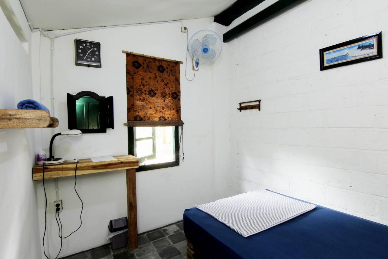 Chambre Simple avec Salle de Bains Commune