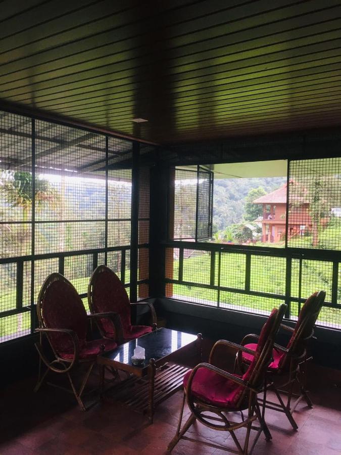 Vythiri Misty Wind Holiday Homes - Bed and Breakfast