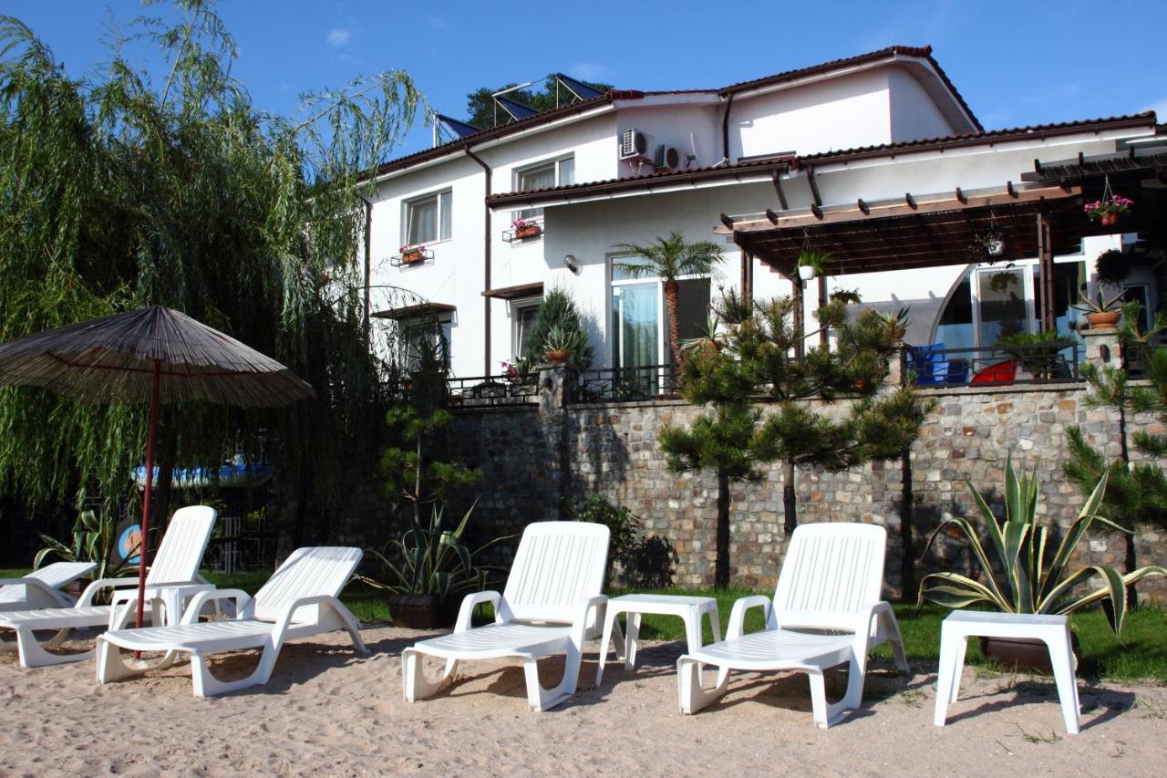 Vila Raluca - Bed and Breakfast Eforie Nord