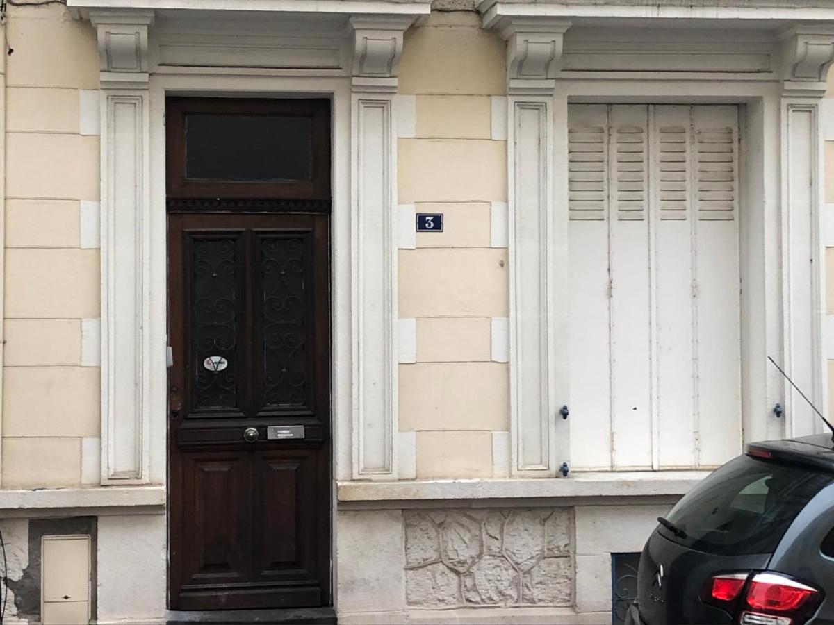 Appartement F3 agréable - B&B