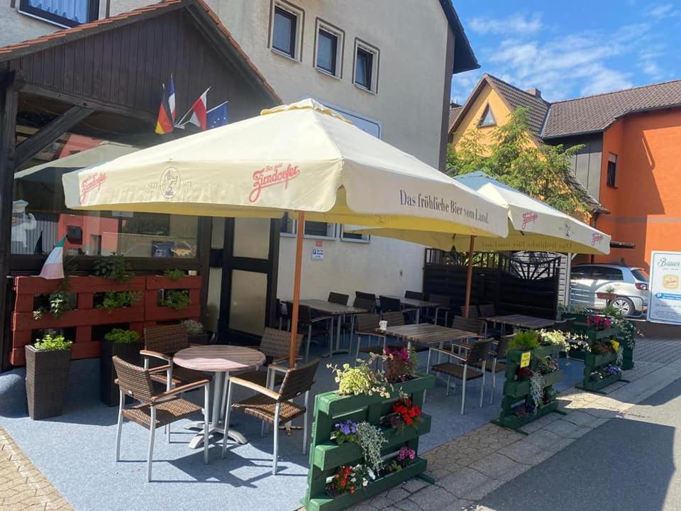 Bauer´s Pension-Restaurant-Catering - B&B Großhabersdorf
