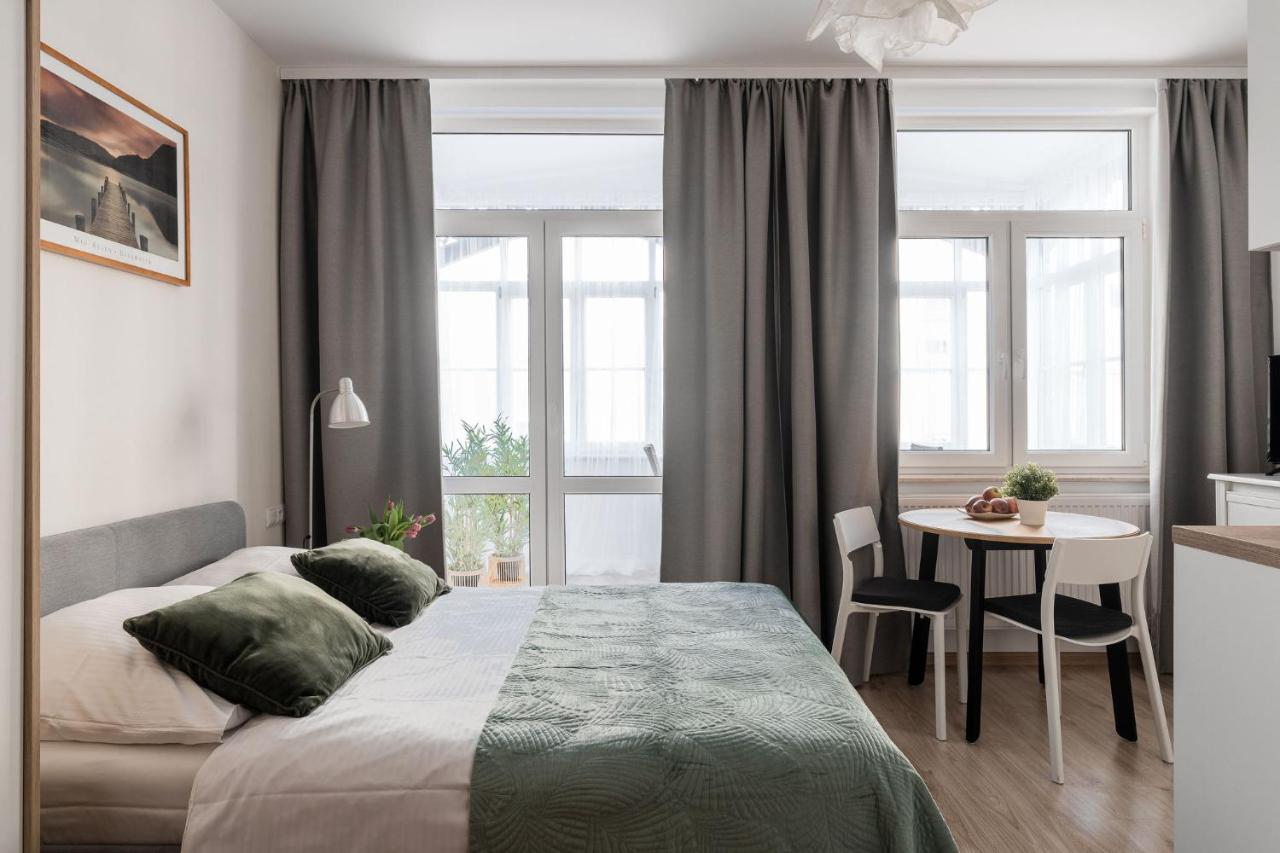 Sanhaus Apartments - MEWA - komfortowe apartamenty przy deptaku - B&B Sopot