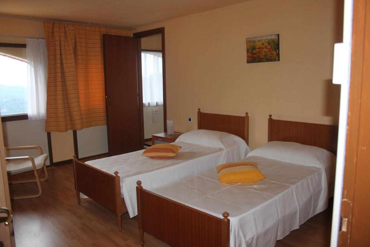 Driepersoonskamer met Eigen Badkamer