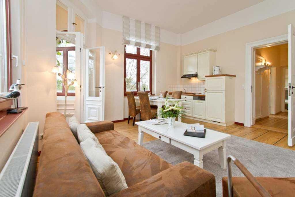Apartment mit 2 Schlafzimmern und Dusche