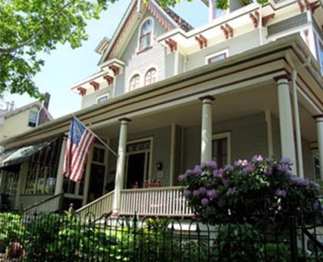 The Bacchus Inn Bed & Breakfast - B&B Cape May