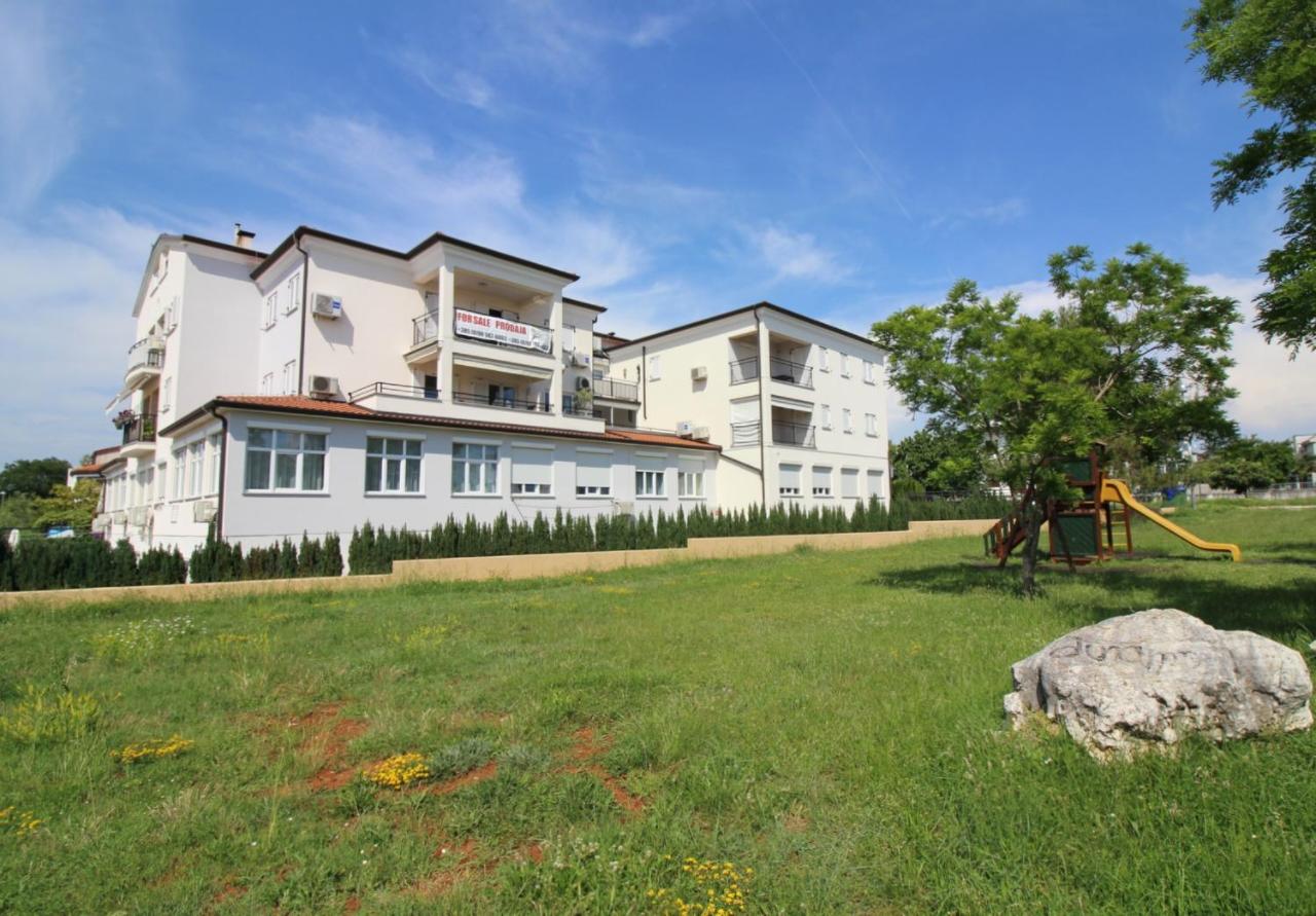 Modern apartment Dolce vita - B&B Poreč