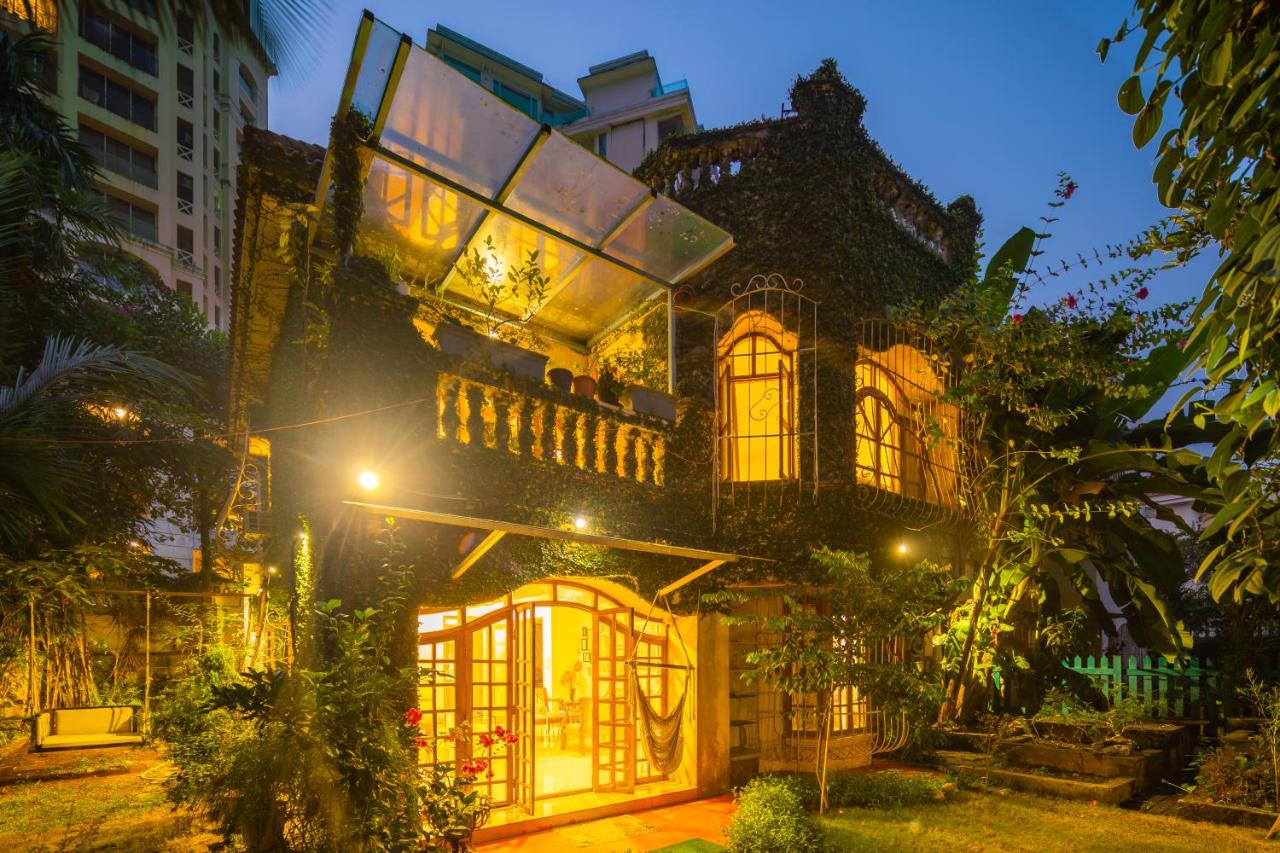 B&B Bombay - SaffronStays Birdsong, Madh - pet-friendly villa at Madh Island - Bed and Breakfast Bombay