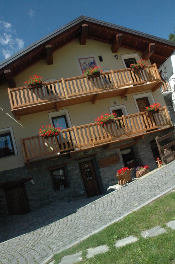 Lo Barba - Chambres d’hôtes Antey-Saint-André