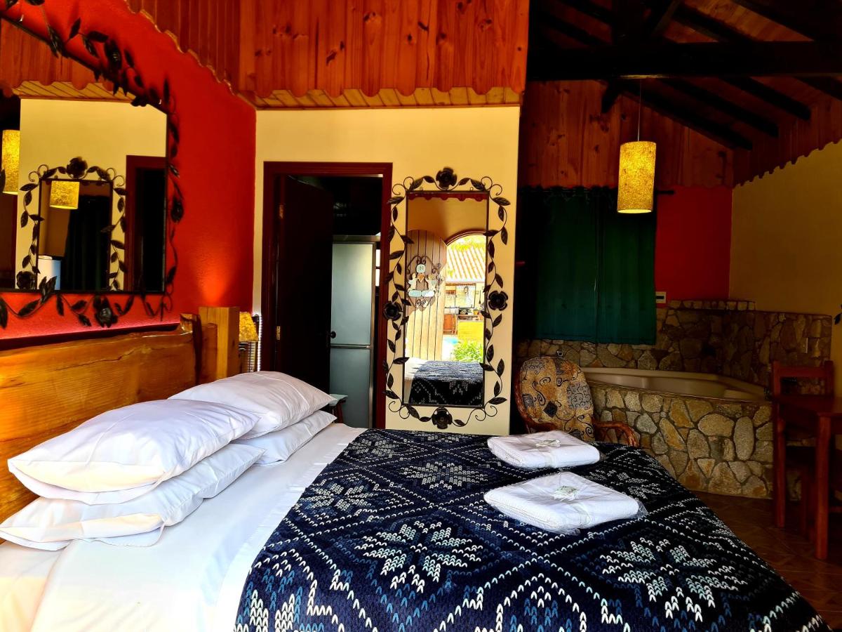 Suite with Hot Tub