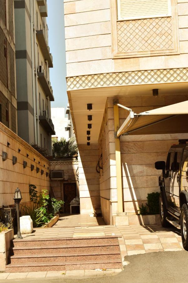 B&B Jedda - شقق وأجنحة التيوليب والروز وود الفاخرة - Bed and Breakfast Jedda