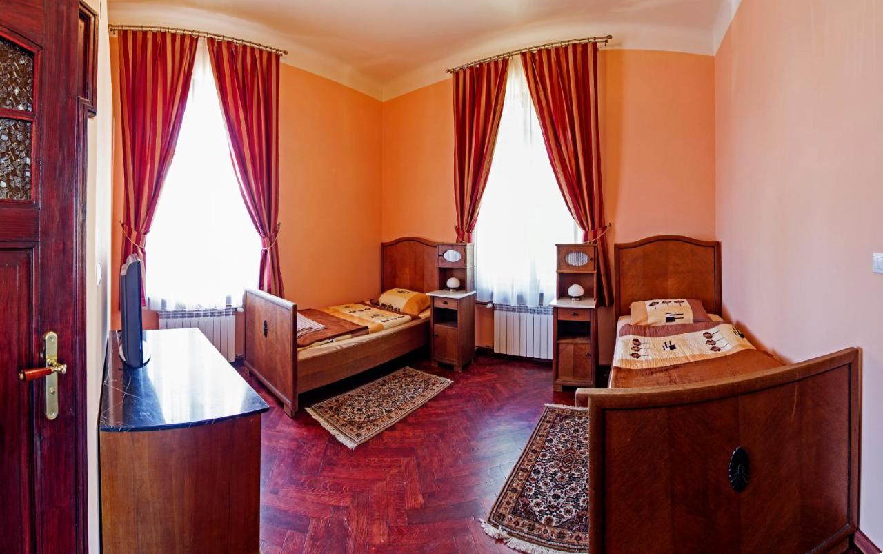 B&B Dzierżoniów - Villa Bergera - Bed and Breakfast Dzierżoniów