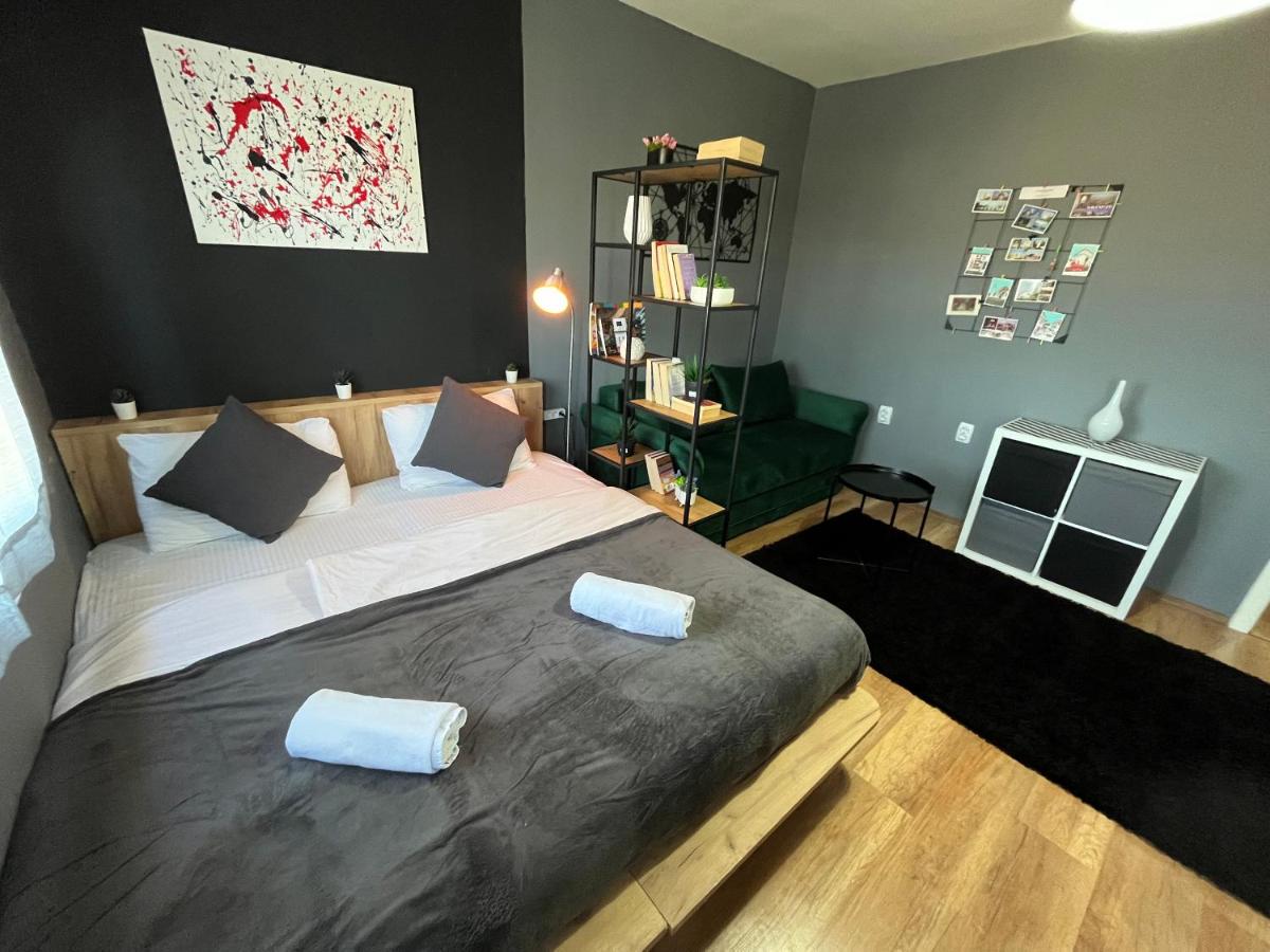 Mickitos City Center Apartment - Chambres d’hôtes