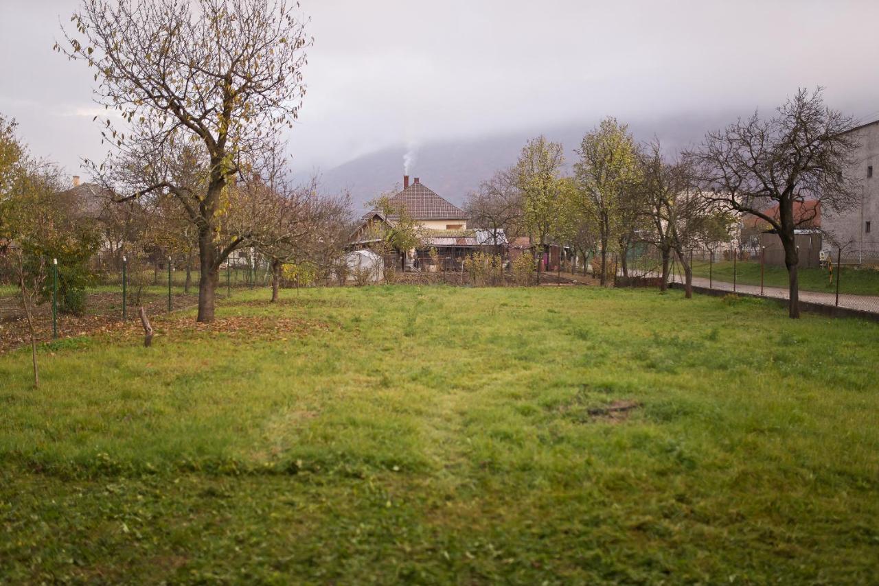 Slovakia; space, tranquility and plenty of opportunities! Be welcome in Strawberry House! - Ferienwohnung Brzotín