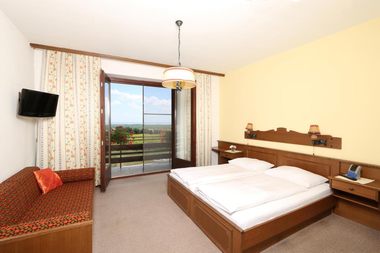 Double Room with Lake View