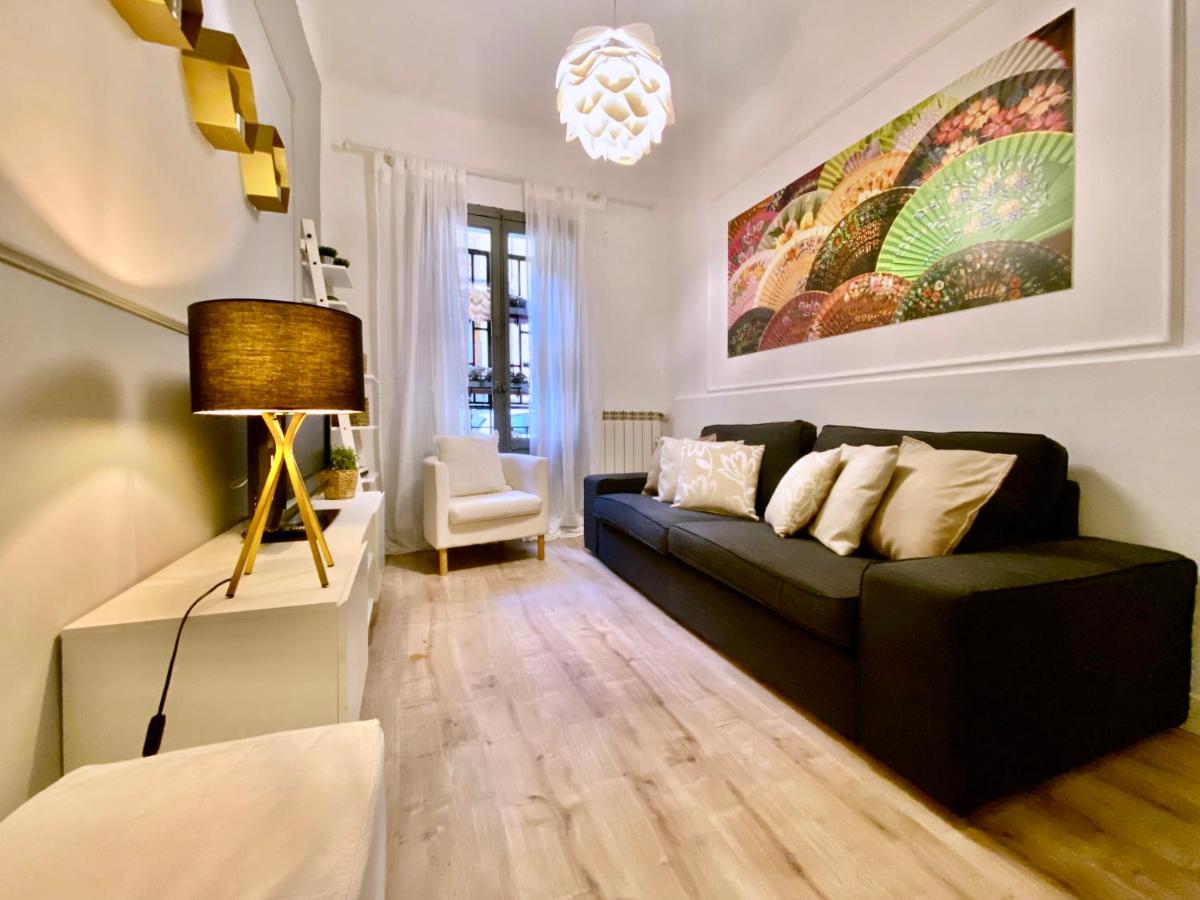 B&B Madrid - Charming Malasaña Gallery Madrid - Estancias Temporales - Bed and Breakfast Madrid