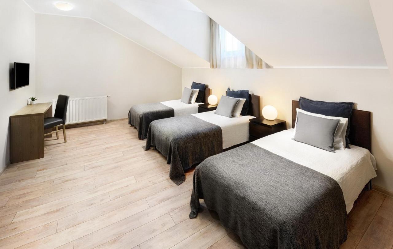 Dreibettzimmer