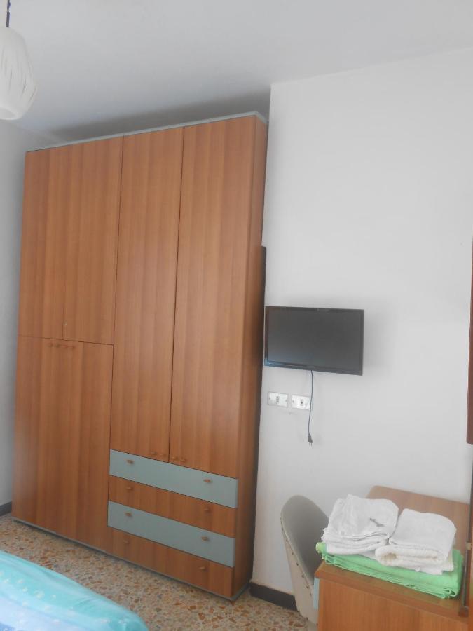Double or Twin Room with Private External Bathroom