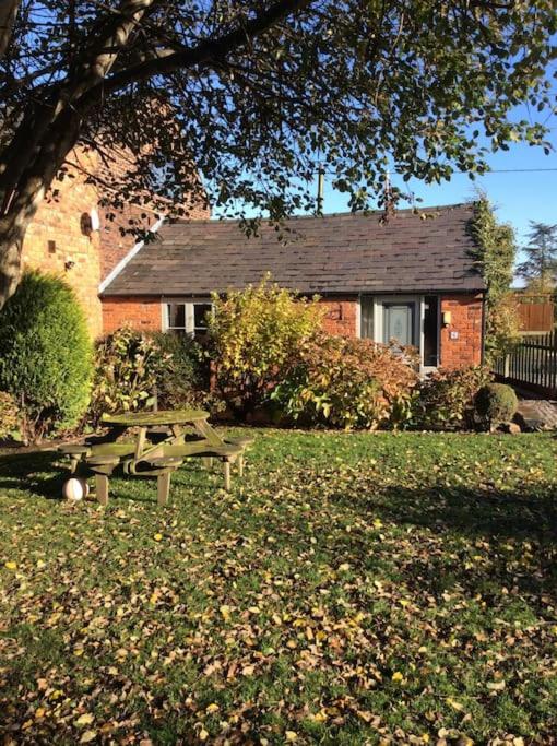 The Barn ‘number 6’ - B&B Hale