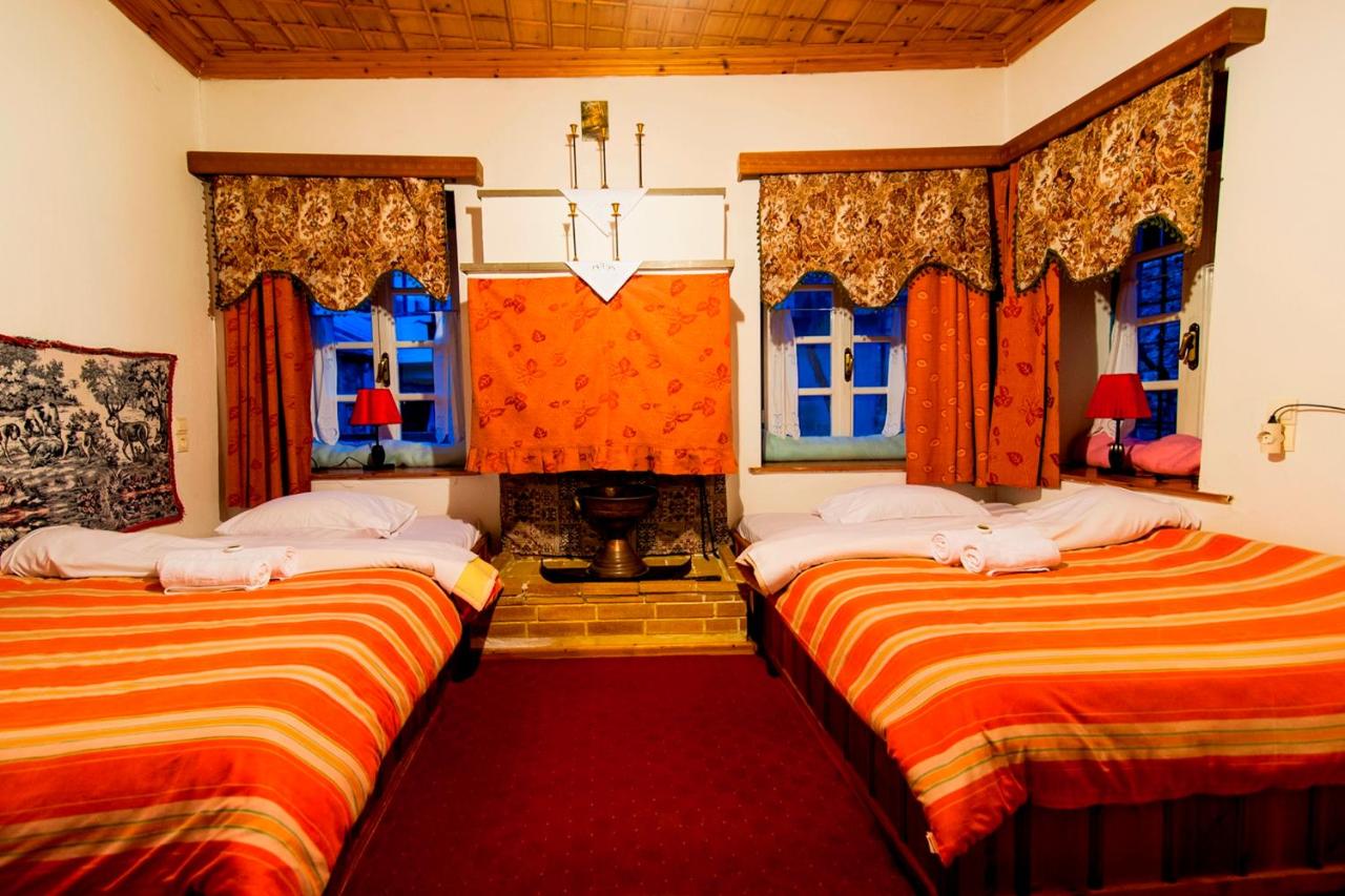 Two-Bedroom Deluxe Apartment