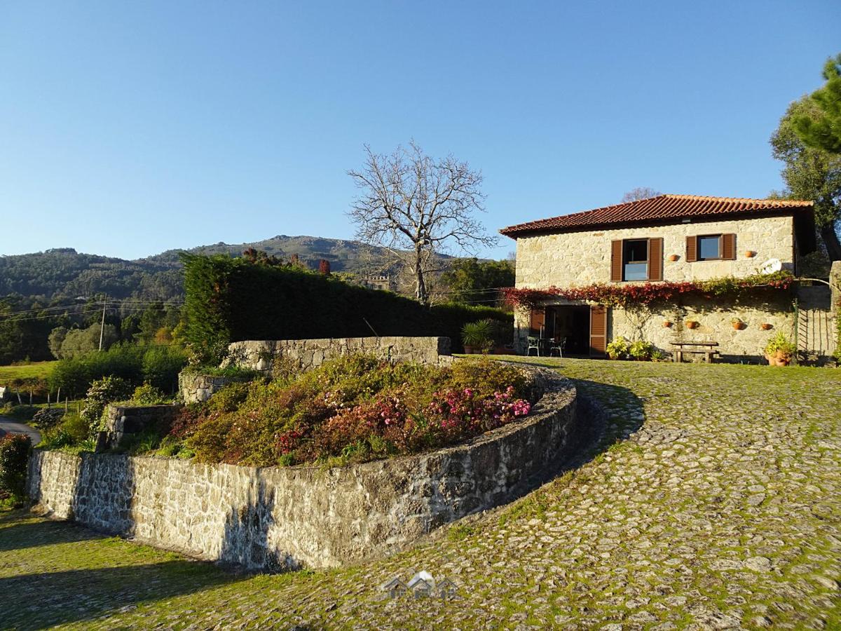 LIMA COTTAGES - Casa do Cercado - B&B Arcos de Valdevez