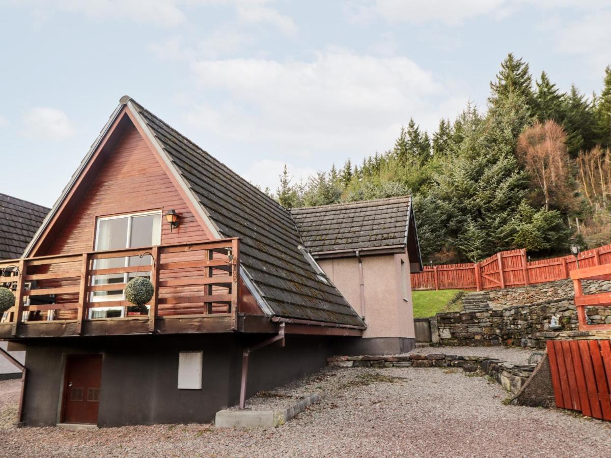 B&B Achterneed - Larchfield Chalet 2 - Bed and Breakfast Achterneed