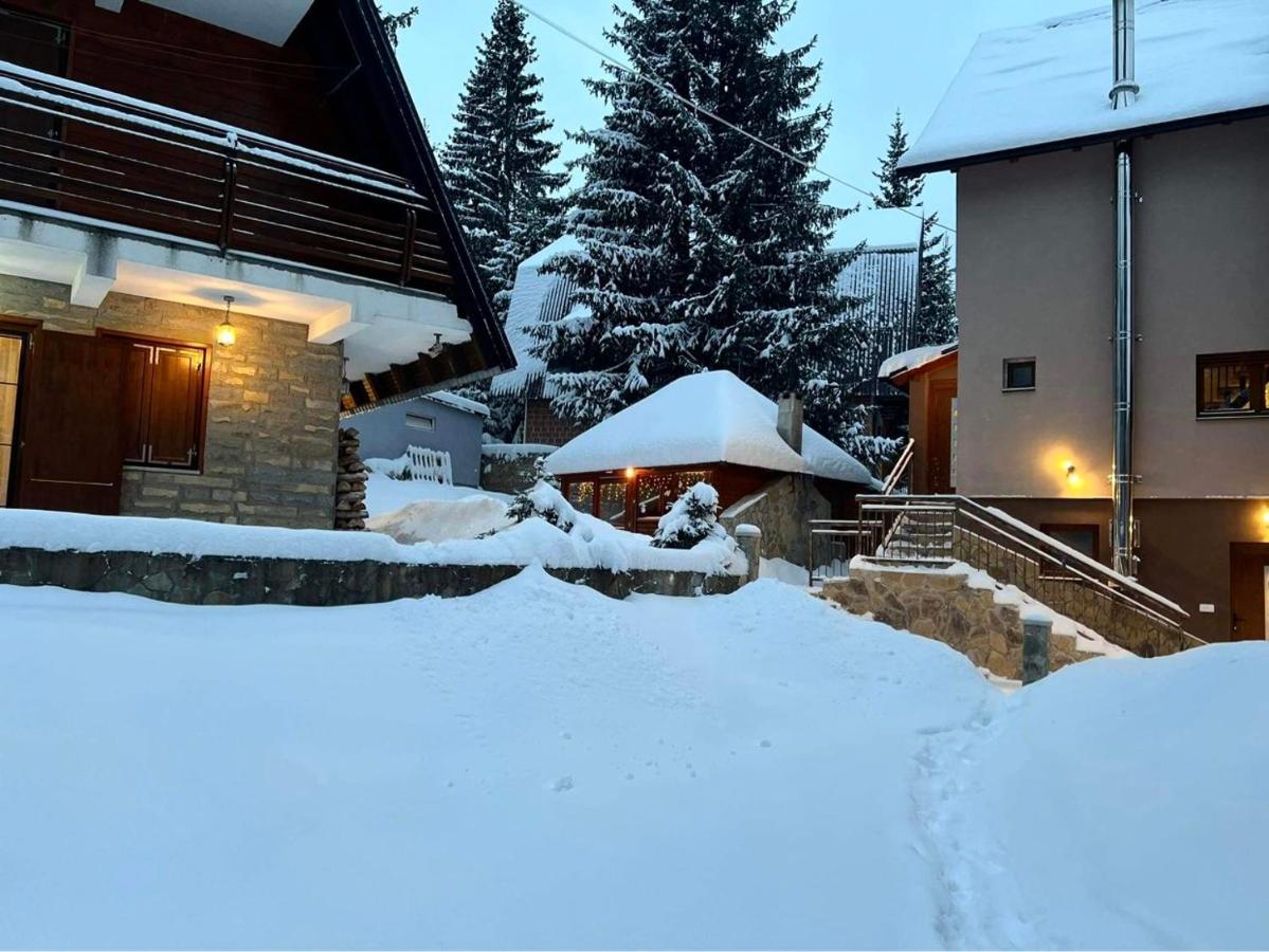 Villa Apartments Mirela - Chambres d’hôtes Vlašić