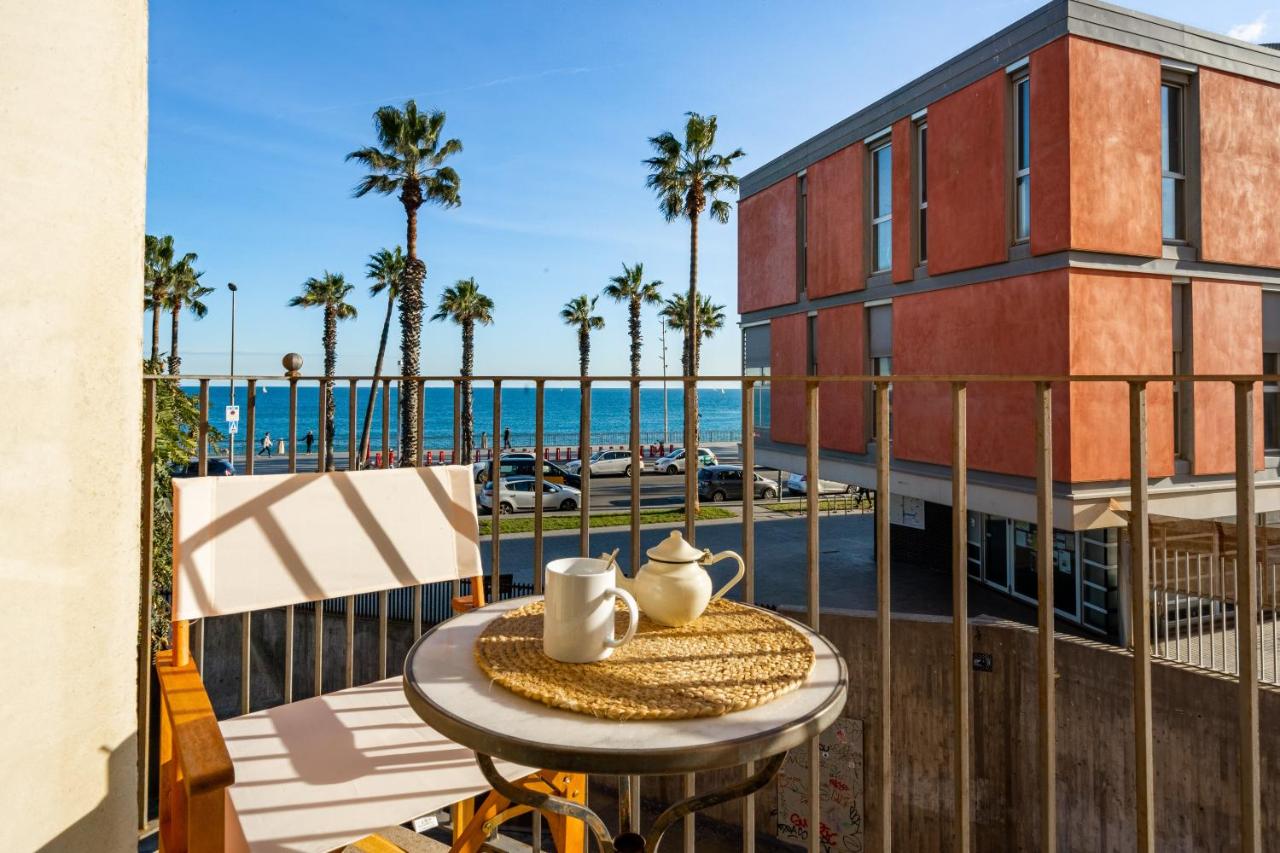 Kronos on the beach Suite 2 - B&B Barcellona