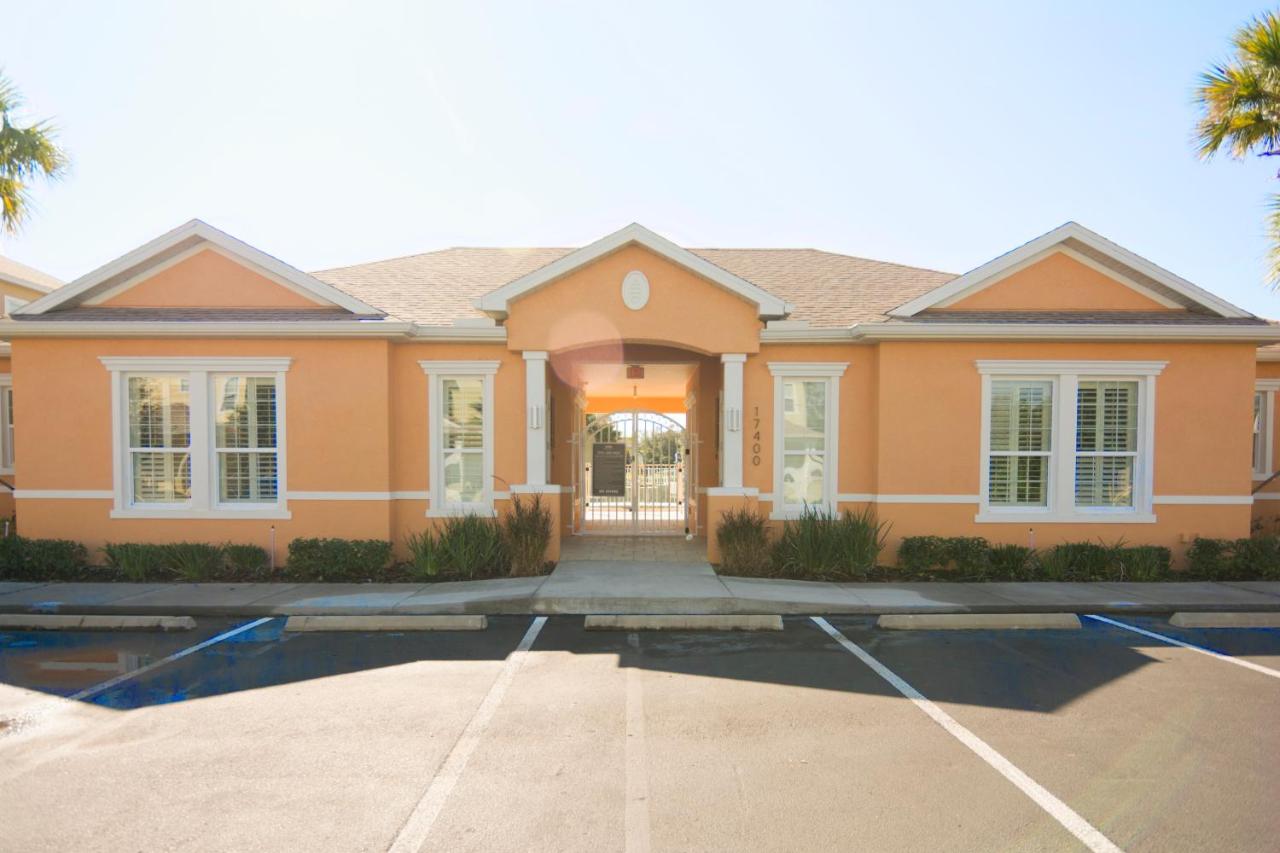 Serenity Resort 3 Bedroom Vacation Townhome with Pool (2008) - B&B