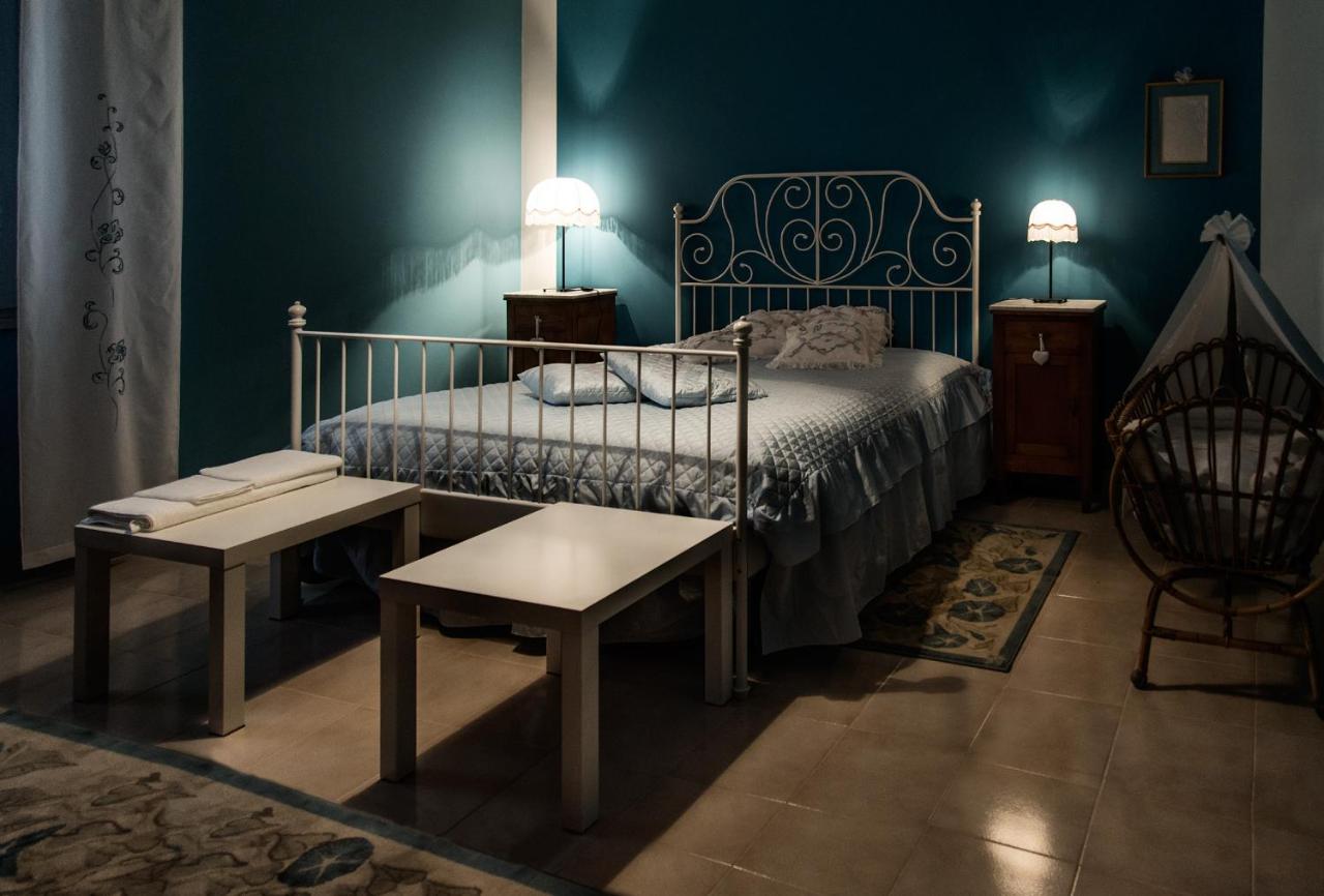 Deluxe Double Room (2 Adults + 1 Child)