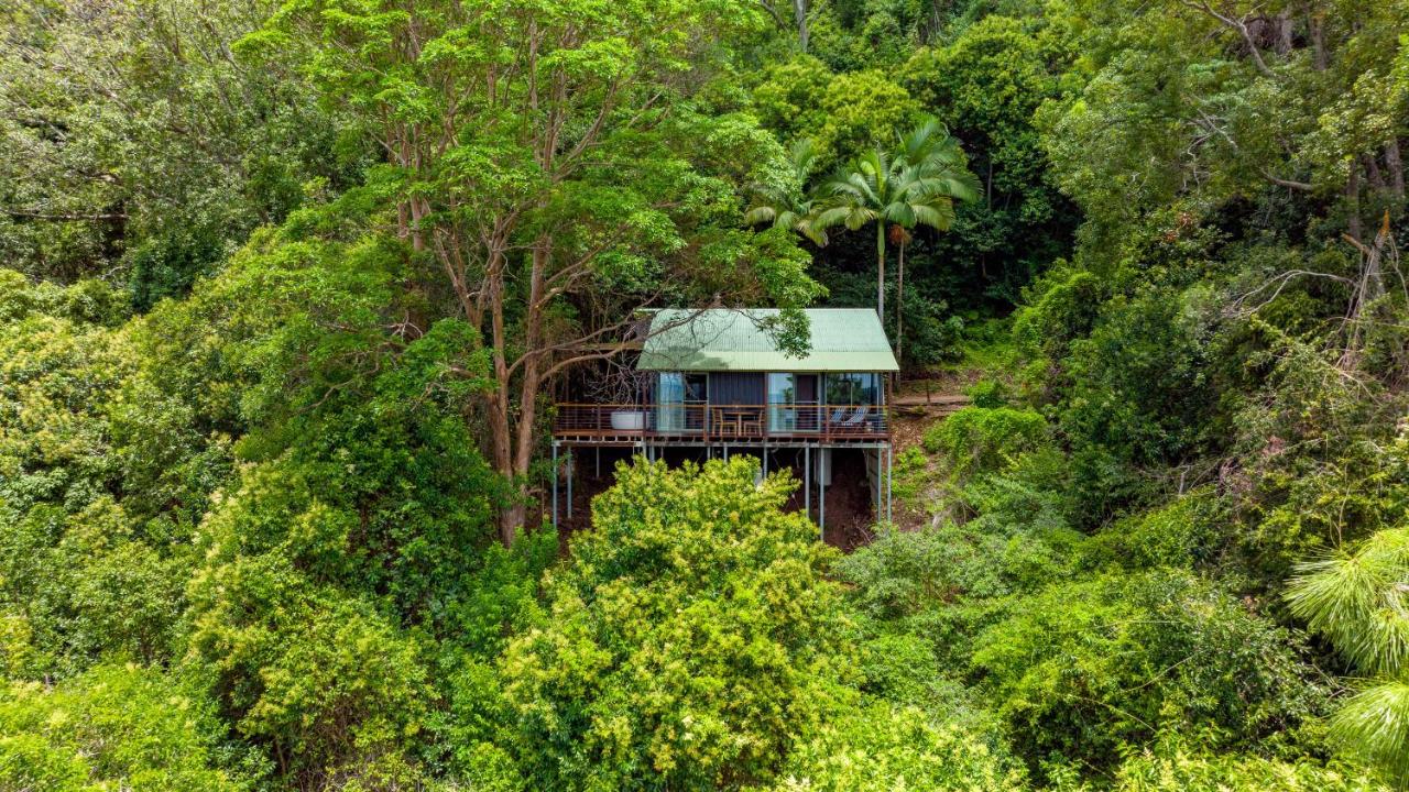 Studio Treehouse (All wheel drive vehicle required for this cabin)