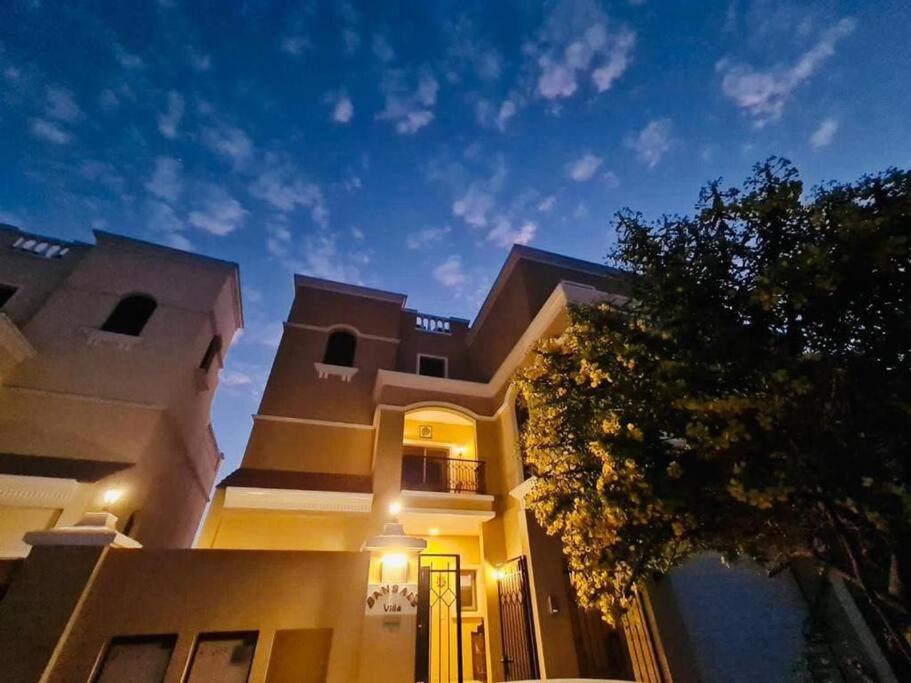 B&B Ras Al Khaimah City - Bansal Villa with Private Pool - Bed and Breakfast Ras Al Khaimah City