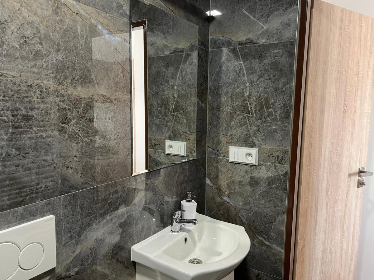 Deluxe Tweepersoonskamer met 1 of 2 Bedden en Eigen Badkamer