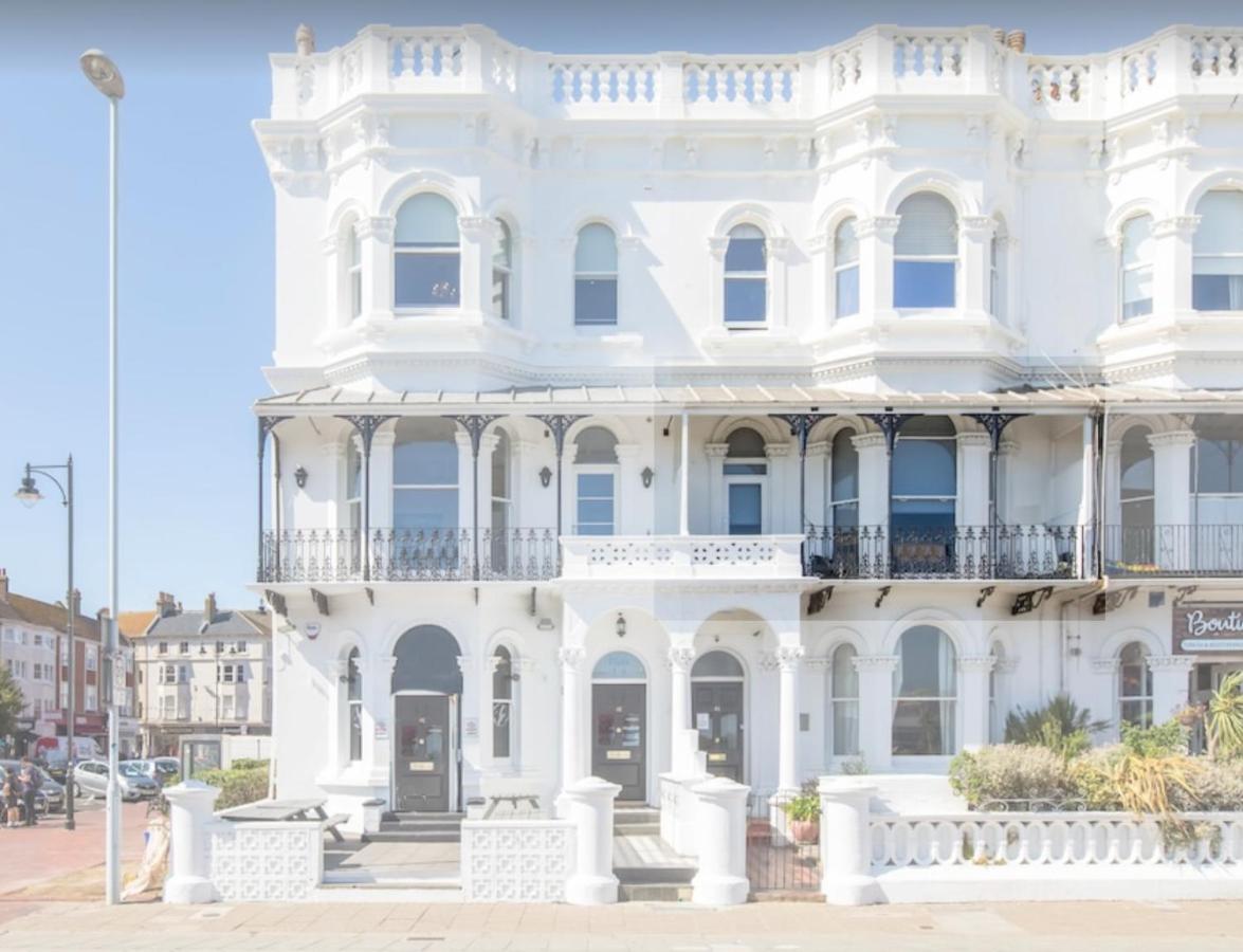 The Regency Studio - Stunning Seaview - B&B